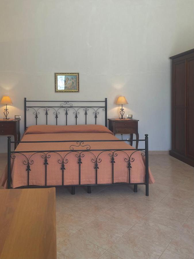 La Rondine Bed And Breakfast 우기아노 라 치에사 외부 사진