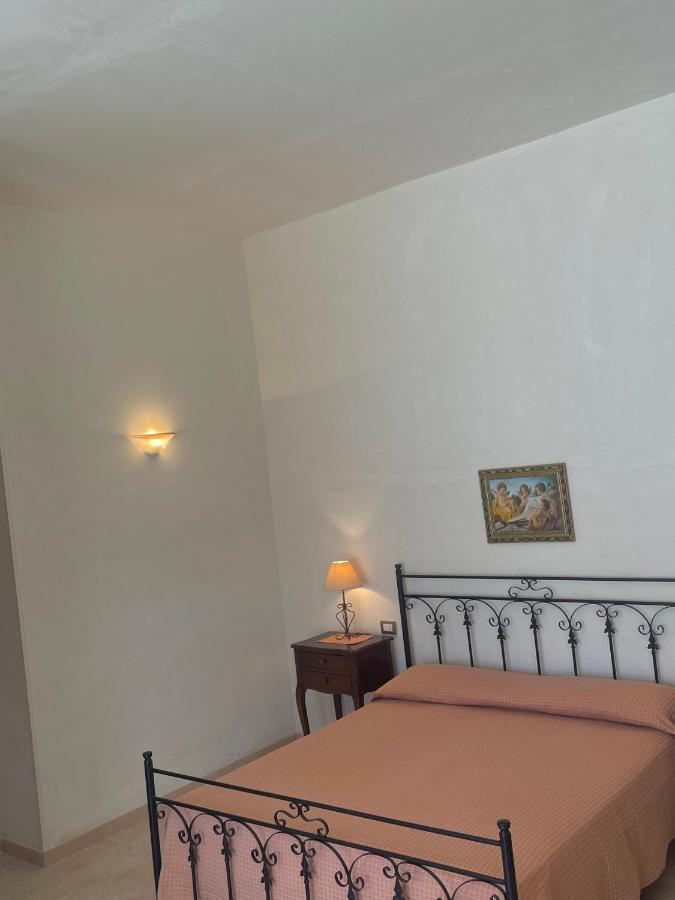 La Rondine Bed And Breakfast 우기아노 라 치에사 외부 사진